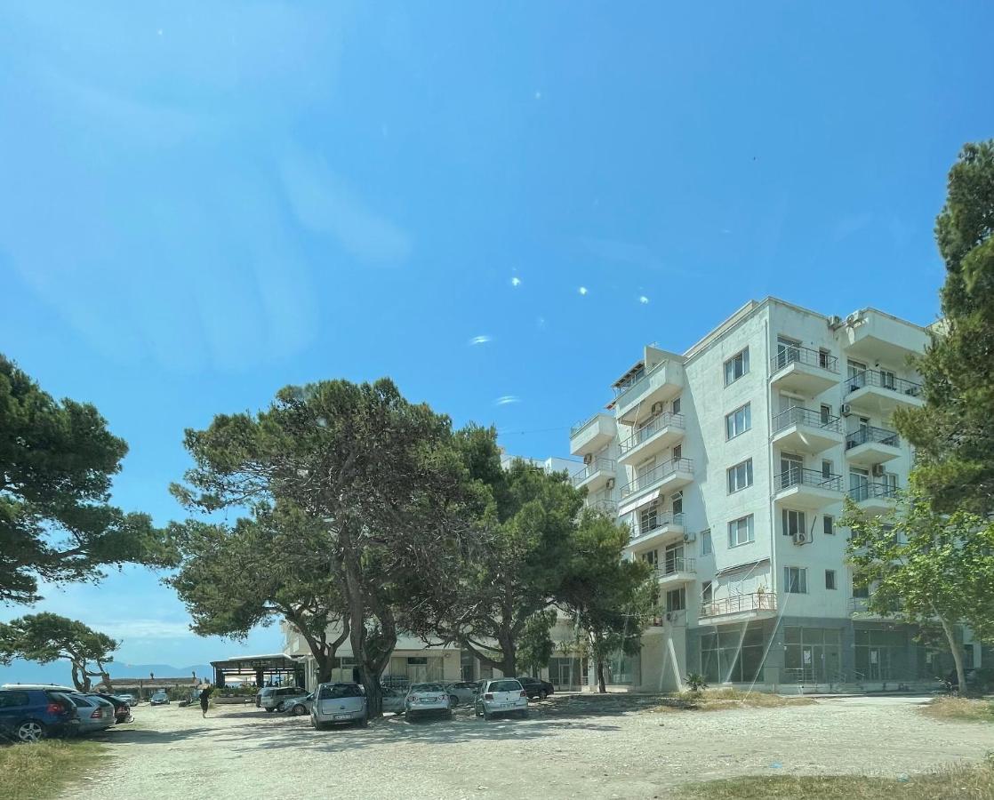 Seaview Apartments Rental Вльора Екстер'єр фото