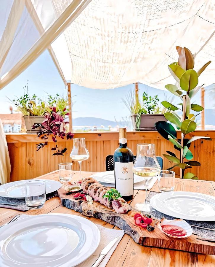 Seaview Apartments Rental Вльора Екстер'єр фото